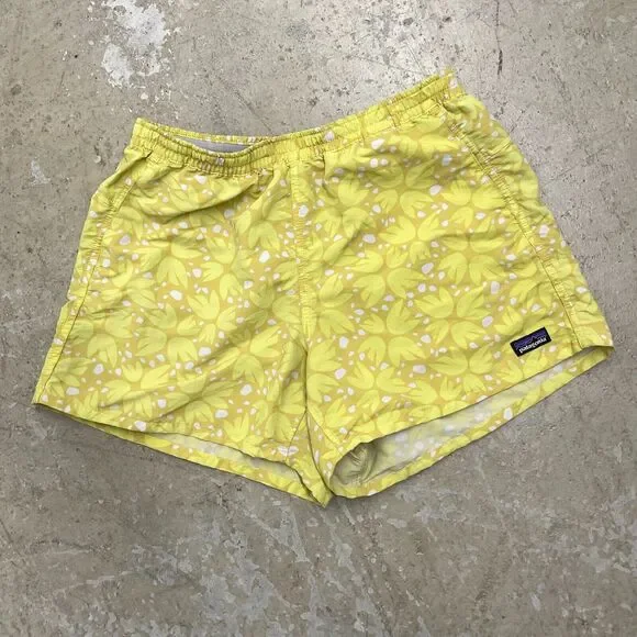 Patagonia Shorts Womens Medium Yellow Floral Barely Baggies 57058 No Liner AOP - Picture 1 of 16